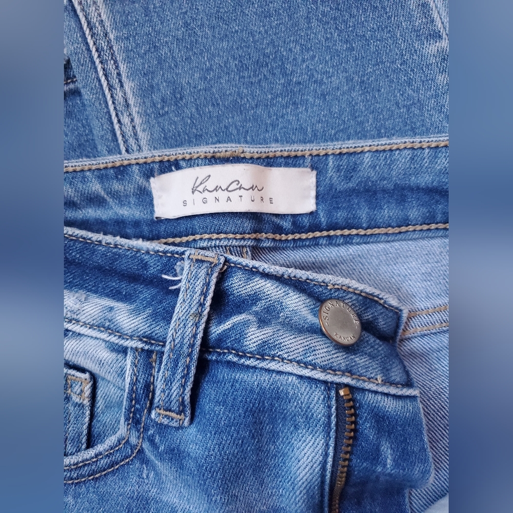 KANCAN Size 26 ripped straight slim jeans